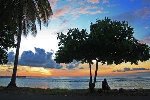 El malecón, bahía de Quepos, Costa Rica